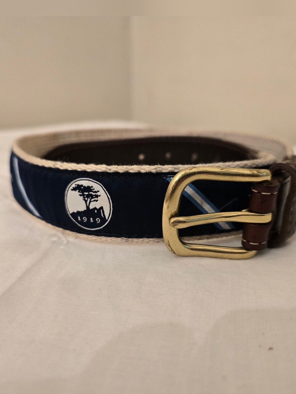 YRI Pebble Beach Golf Club Boy's Navy Robbin & Leather Belt Size 23